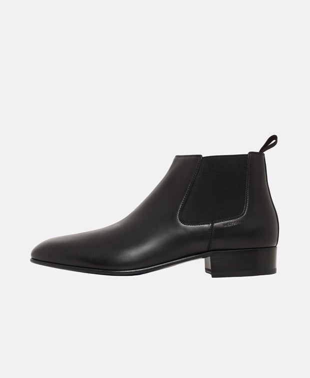 Stuart Weitzman Adwin Chelsea boots Black