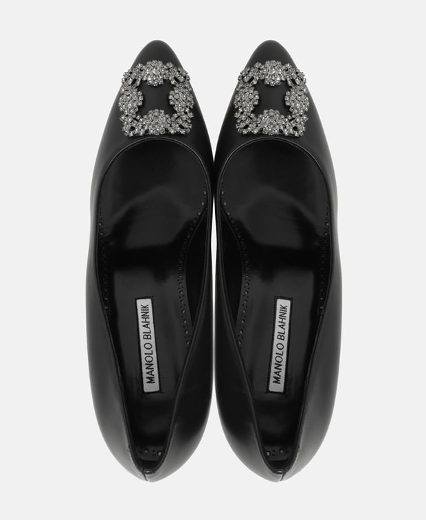 Manolo Blahnik Hangisi Pumps Black