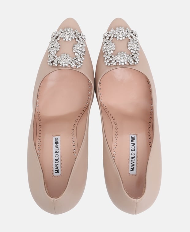 Manolo Blahnik Pumps Hangisi