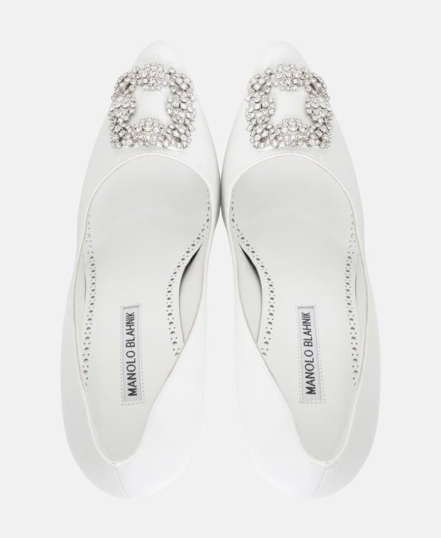 Manolo Blahnik Hangisi Pumps White