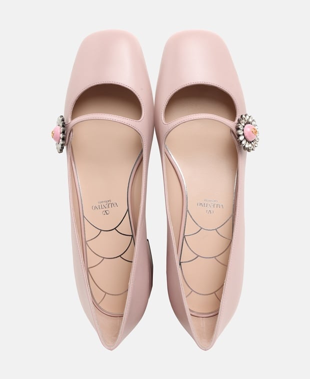 Valentino Garavani Ballerina flat with straps Pink