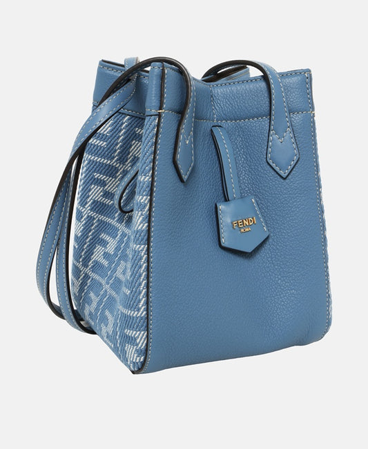 Fendi Leather shoulder bag