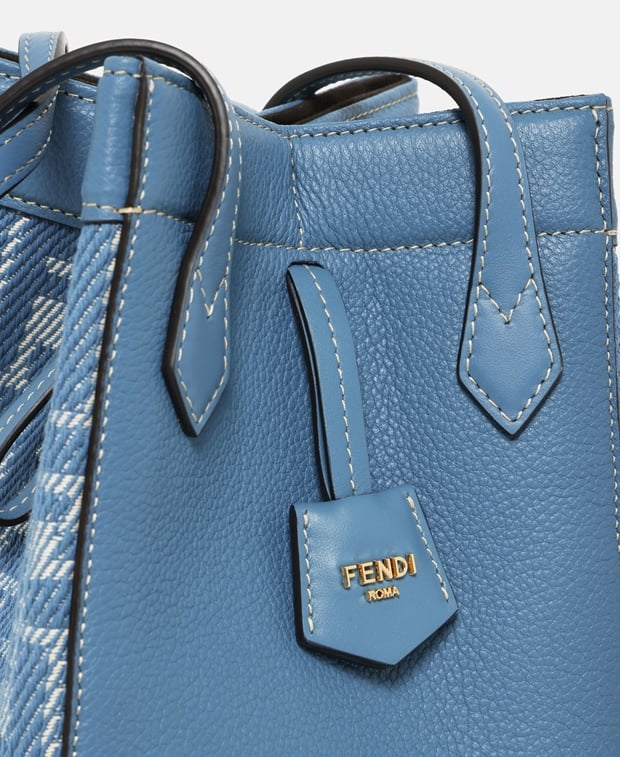 Fendi Leather shoulder bag