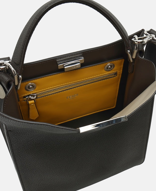 Fendi Leather shoulder bag