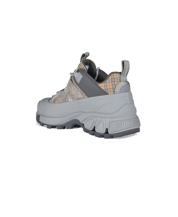 Burberry Sneakers