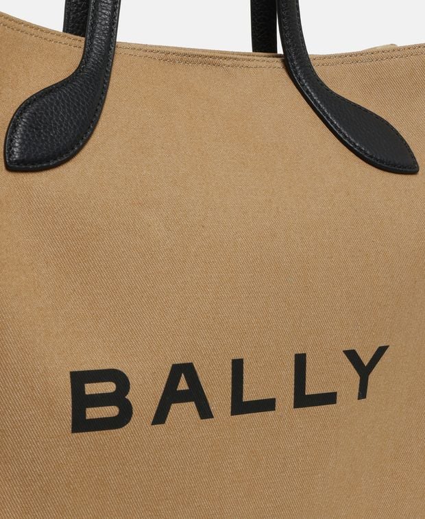 Bally Shopper