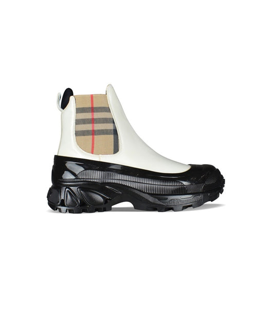 Burberry Boots