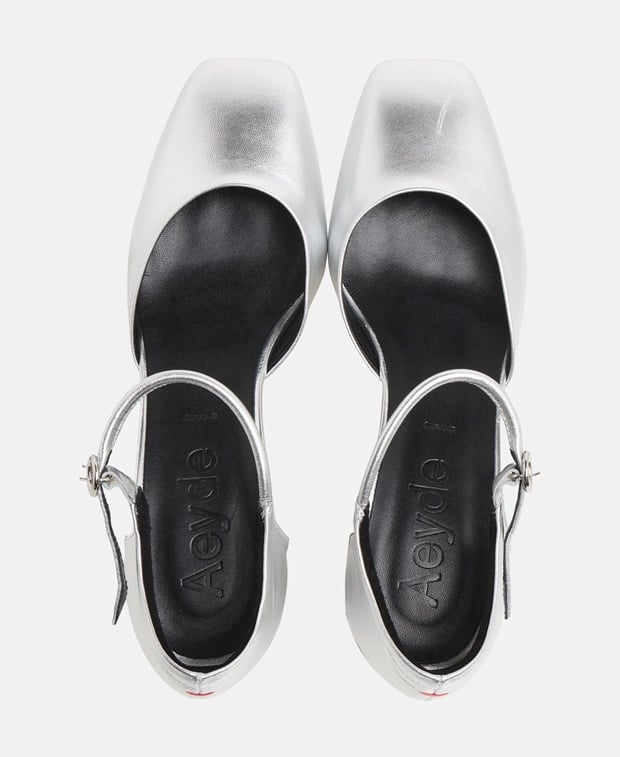 Aeyde Ankle strap pump Silver