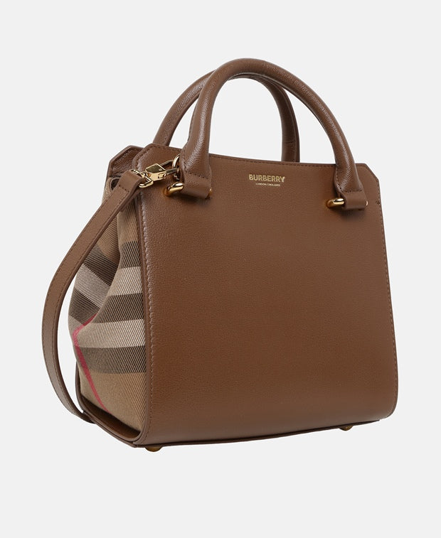 Burberry Leather handbag