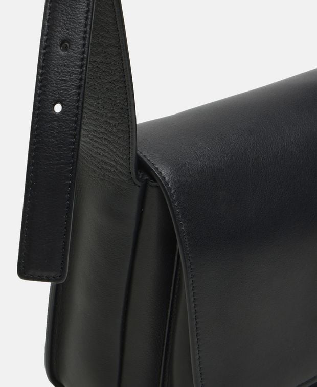 Saint Laurent Leather shoulder bag