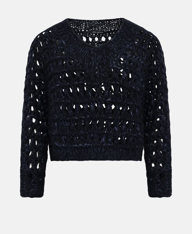 Iris von Arnim Crochet pullover
