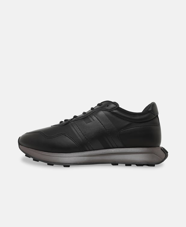 Hogan Sneakers