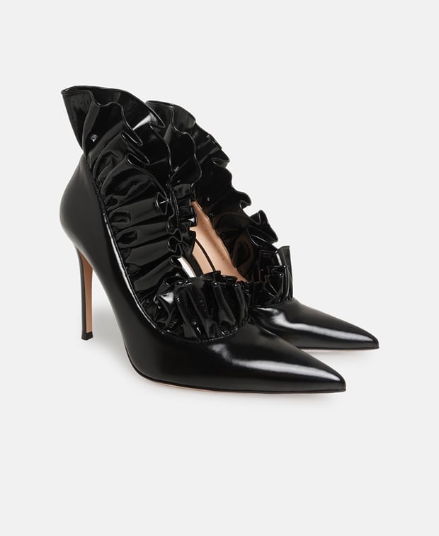 Gianvito Rossi Gabrielle Pumps Black