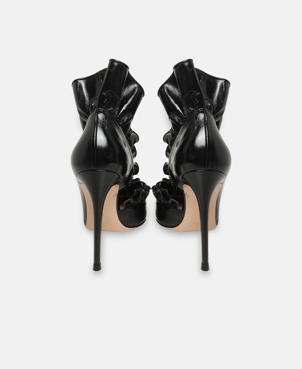 Gianvito Rossi Gabrielle Pumps Black