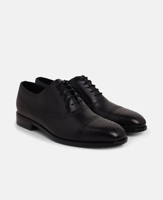 Manolo Blahnik Witney Oxfords Black