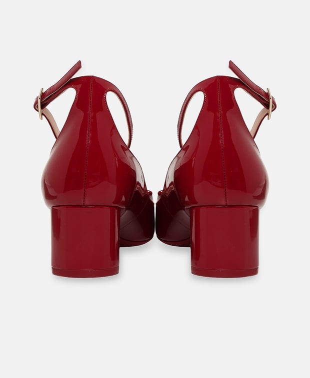 Roger Vivier Roundy Ankle strap pump Bordeaux