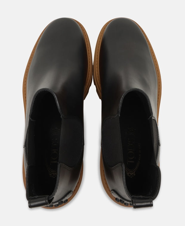 Tod's Chelsea boots