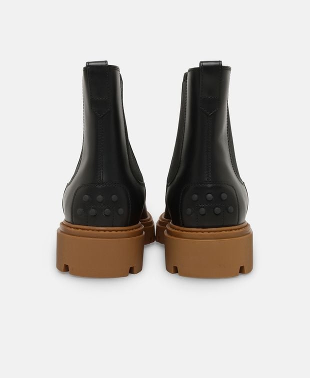 Tod's Chelsea boots
