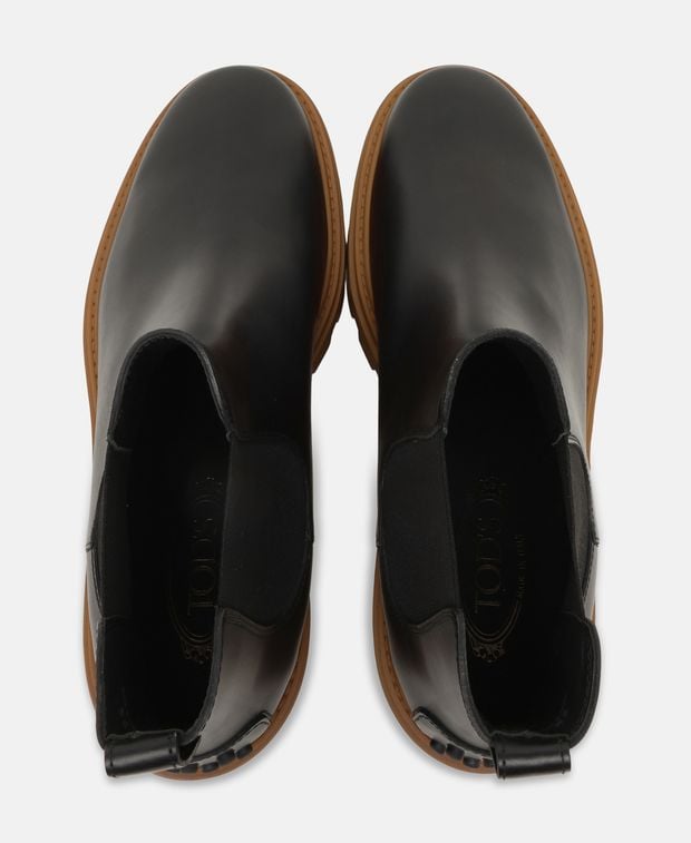 Tod's Chelsea boots