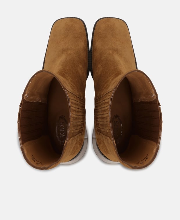 Tod's Ankle boots Tan