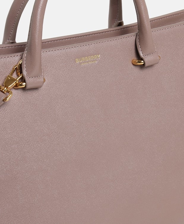 Burberry Leather handbag