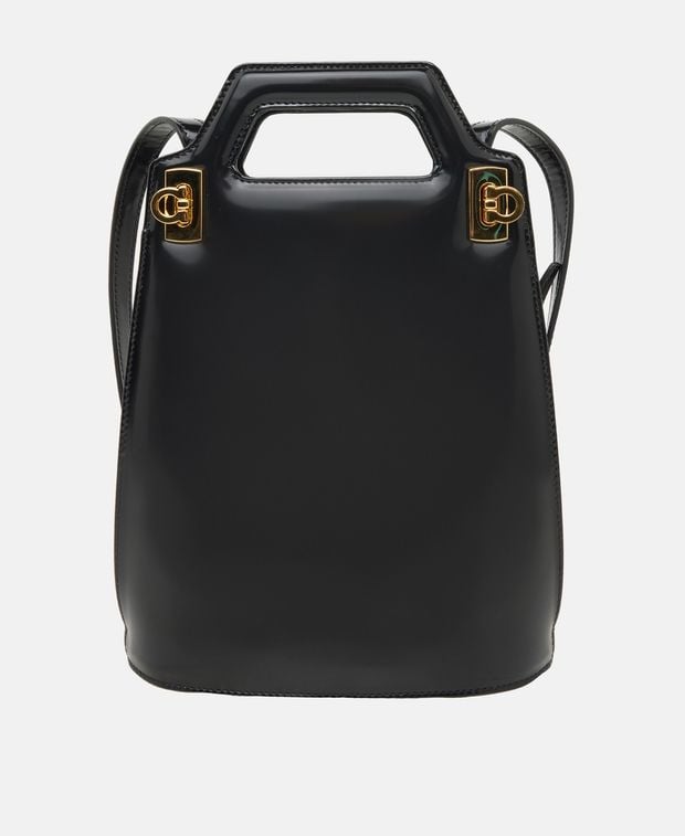 Salvatore Ferragamo Leather handbag Wandans