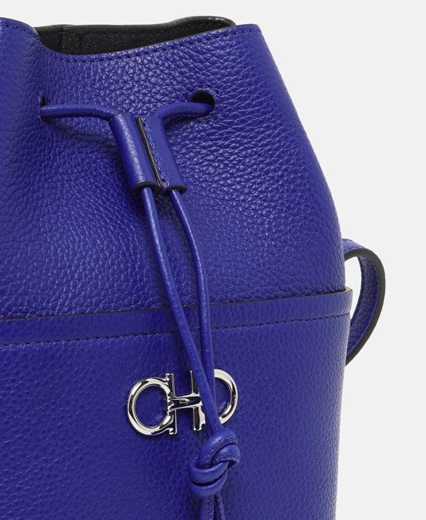Salvatore Ferragamo Leather bucketbag