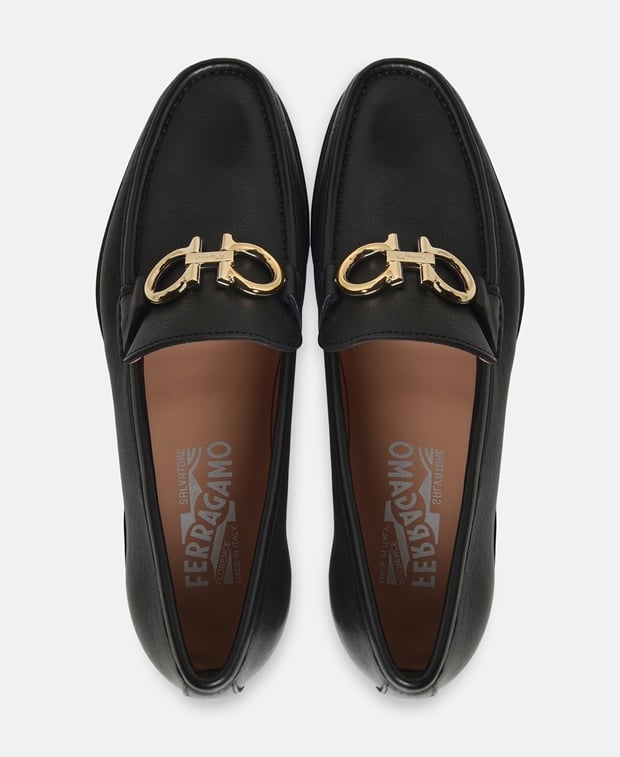Salvatore Ferragamo Rolo Loafers Black