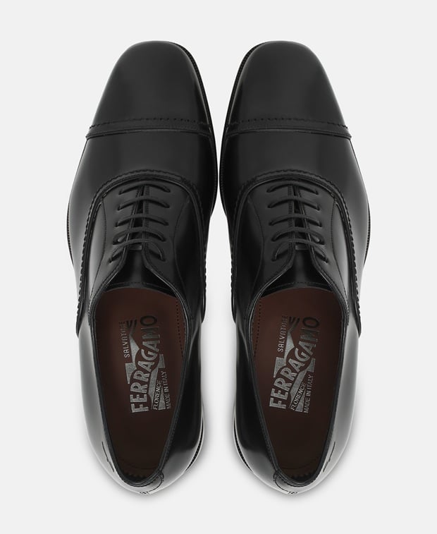 Salvatore Ferragamo Seul Oxfords Black
