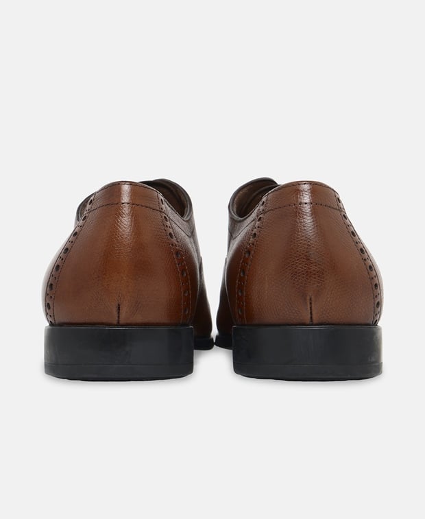 Salvatore Ferragamo Derbys Radica Pebble