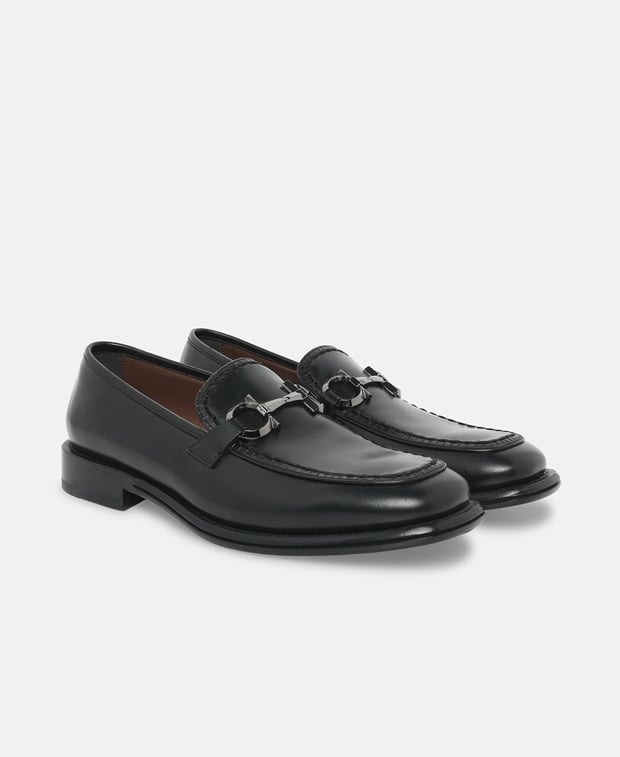 Salvatore Ferragamo Memphis Loafers Black