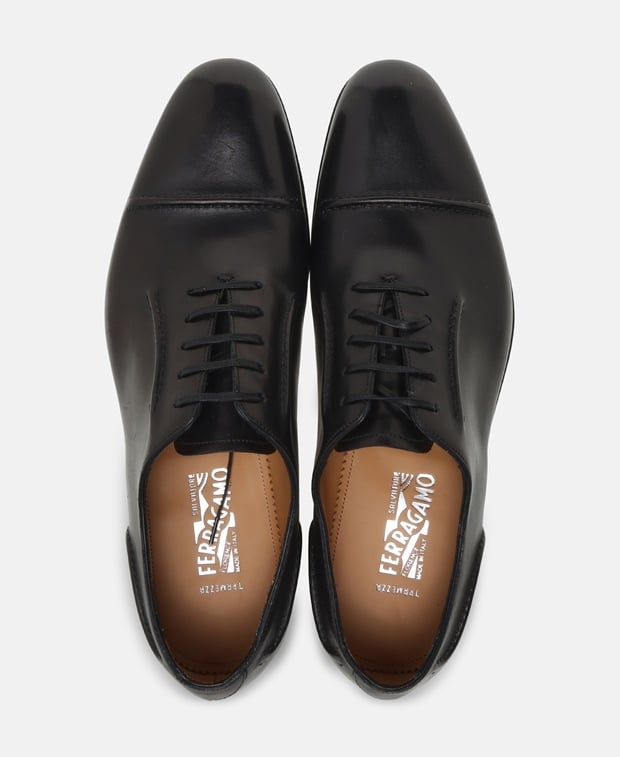 Salvatore Ferragamo Giave Oxfords Black