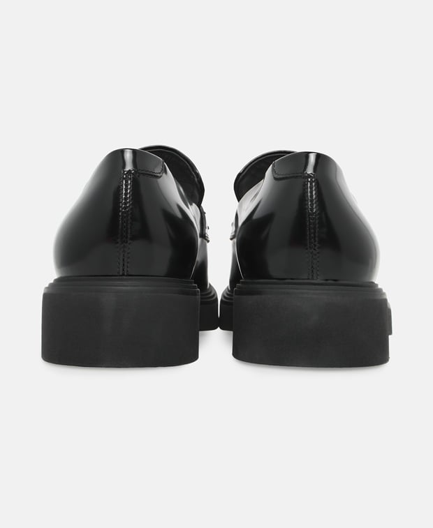 Salvatore Ferragamo Fiorello Loafers Black