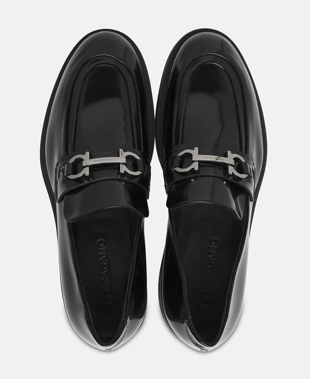Salvatore Ferragamo Fiorello Loafers Black