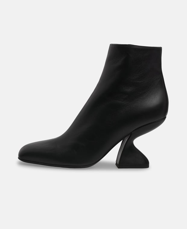 Salvatore Ferragamo Sal 85 Ankle boots Black