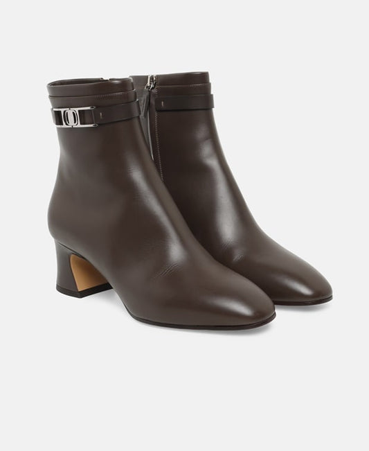 Salvatore Ferragamo Ankle boots Rego 55