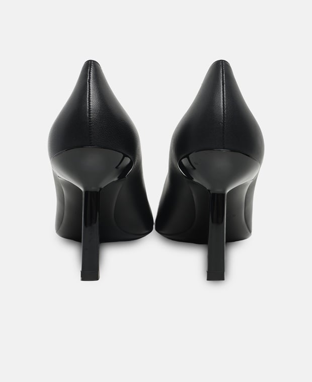 Salvatore Ferragamo Amber 70 Pumps Black