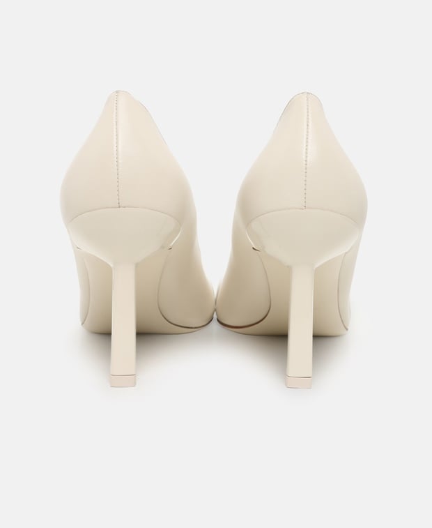 Salvatore Ferragamo Pumps Pumps Black