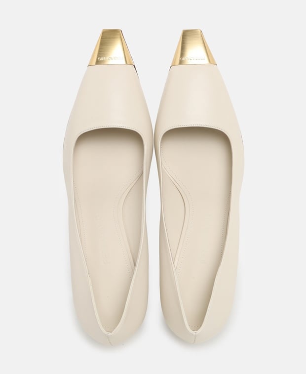 Salvatore Ferragamo Pumps Pumps Black