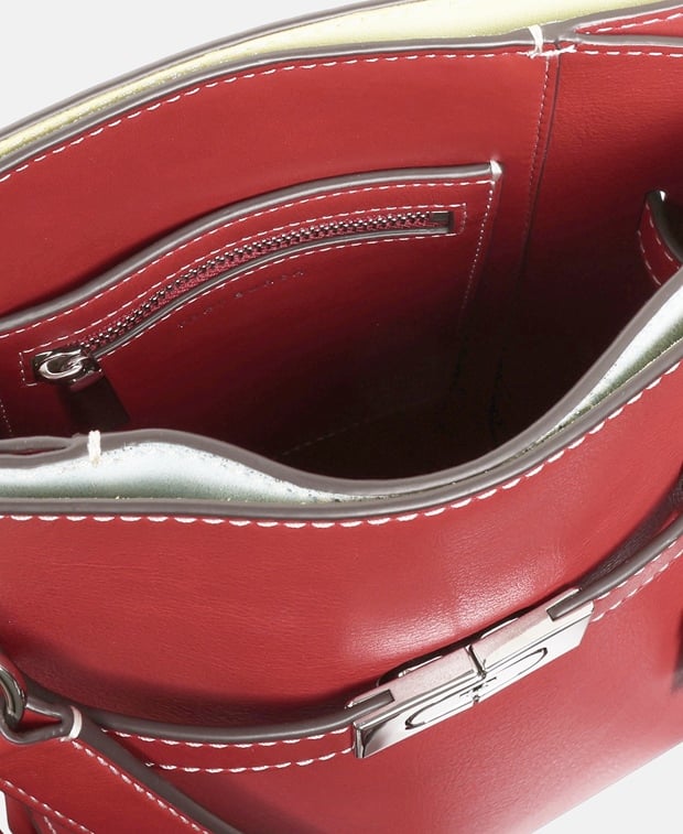 Tory Burch Leather bucketbag Red