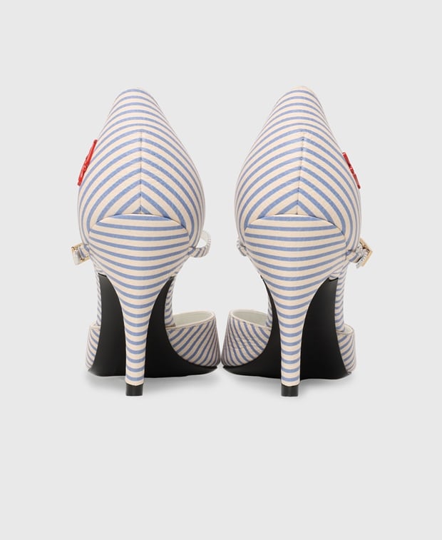 Roger Vivier Pumps Light Blue
