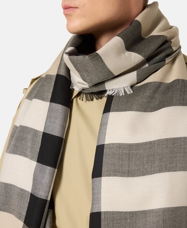 Burberry Scarf Putty
