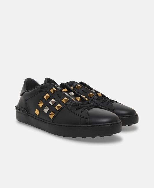 Valentino Garavani Rockstud Sneakers Black