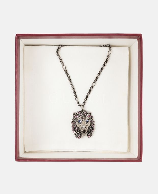 Gucci Necklace with pendant Motif