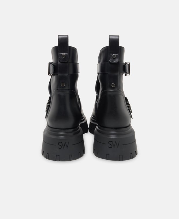 Stuart Weitzman Maverick Bedford Ankle boots