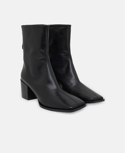 Aeyde Ankle boots Amina