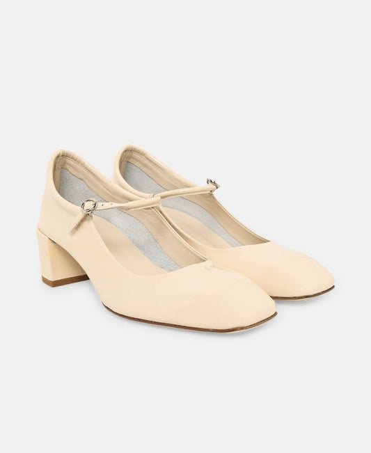 Aeyde Aline Ankle strap pump Sand