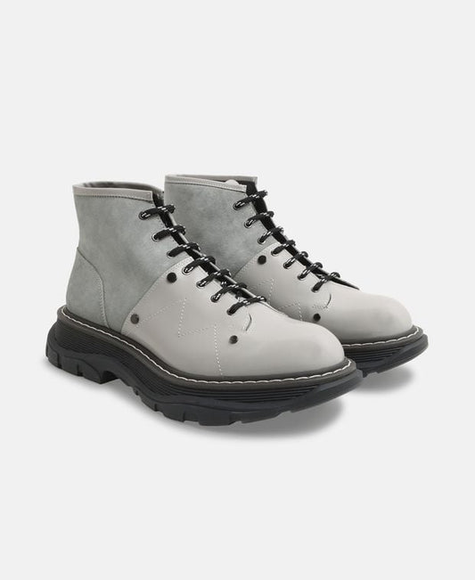 Alexander McQueen Lace-up ankle boot Tread