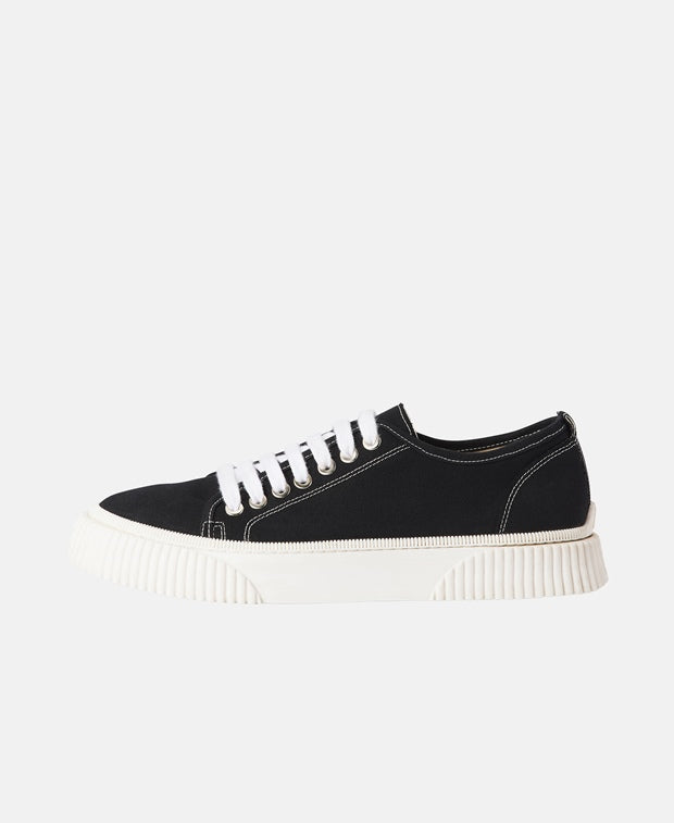 Ami Paris Sneakers