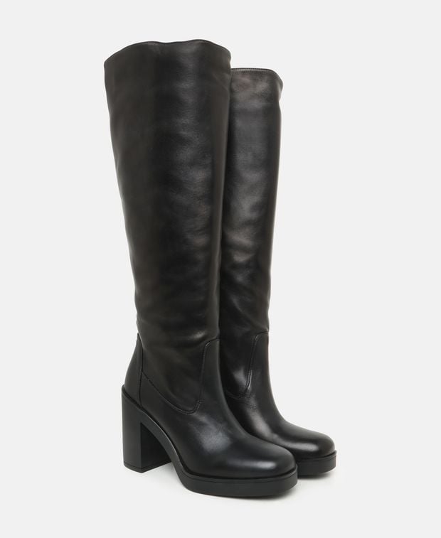 Stuart Weitzman Boots Bethenny